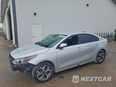2021 KIA FORTE LXS 3KPF24AD3ME335991 - główne zdjęcie licytacji z USA - miniatura