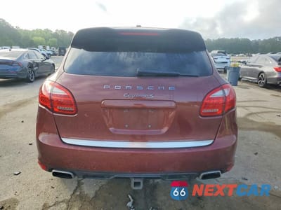 Zdjęcie 6 z 14 samochodu: 2011 PORSCHE CAYENNE S VIN:WP1AB2A26BLA54803 - miniatura