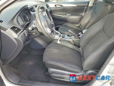 Zdjęcie 7 z 12 samochodu: 2018 NISSAN SENTRA S VIN:3N1AB7AP4JY231528 - miniatura