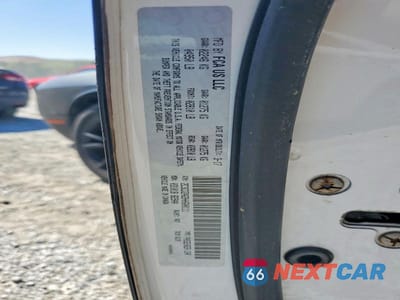 Zdjęcie 12 z 12 samochodu: 2017 DODGE CHALLENGER SXT VIN:2C3CDZAG9HH600111 - miniatura