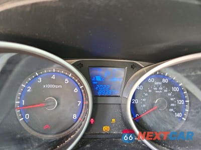 Zdjęcie 9 z 13 samochodu: 2012 HYUNDAI TUCSON GLS VIN:KM8JU3AC0CU387824 - miniatura