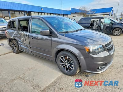 Czwarte zdjęcie samochodu z boku: 2017 DODGE GRAND CARAVAN GT VIN:2C4RDGEG9HR632524 - miniatura