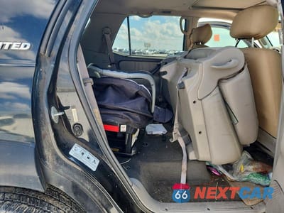 Zdjęcie 11 z 13 samochodu: 2001 TOYOTA SEQUOIA LIMITED VIN:5TDZT38A11S043192 - miniatura
