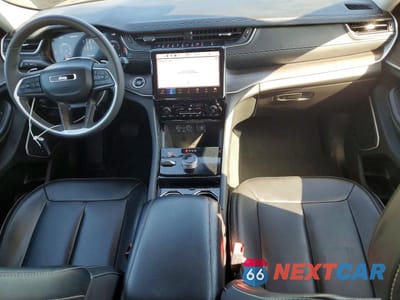 Zdjęcie 8 z 13 samochodu: 2023 JEEP GRAND CHEROKEE LIMITED VIN:1C4RJHBG8PC562895 - miniatura