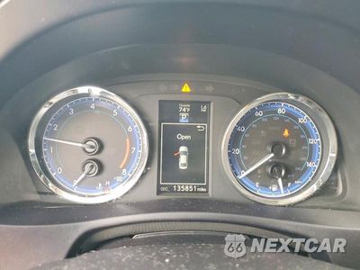 Zdjęcie 9 z 12 samochodu: 2019 TOYOTA COROLLA SE VIN:5YFBURHE2KP918326 - miniatura