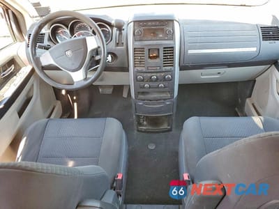 Zdjęcie 8 z 13 samochodu: 2010 DODGE GRAND CARAVAN SE VIN:2D4RN4DEXAR302556 - miniatura