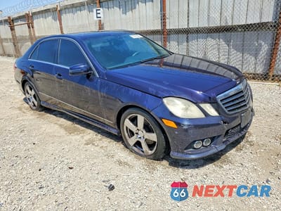 Czwarte zdjęcie samochodu z boku: 2010 MERCEDES-BENZ E 350 VIN:WDDHF5GB1AA070873 - miniatura