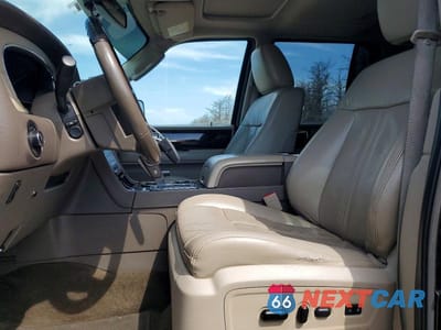 Zdjęcie 7 z 14 samochodu: 2017 LINCOLN NAVIGATOR L SELECT VIN:5LMJJ3HT9HEL03299 - miniatura