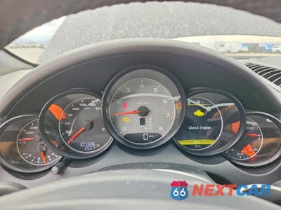 Zdjęcie 9 z 13 samochodu: 2012 PORSCHE CAYENNE S VIN:WP1AB2A26CLA51840 - miniatura