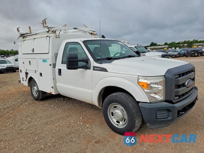 Czwarte zdjęcie samochodu z boku: 2013 FORD F350 SUPER DUTY UTILITY / SERVICE TRUCK VIN:1FDRF3A64DEB92697 - miniatura