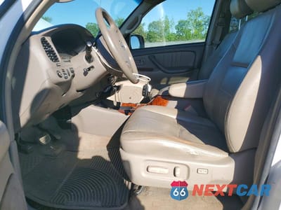Zdjęcie 7 z 13 samochodu: 2006 TOYOTA TUNDRA LIMITED VIN:5TBDT48176S529912 - miniatura