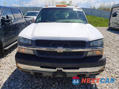 Piąte zdjęcie samochodu w środku: 2003 CHEV SILVERADO K3500 VIN:1GCJK33G23F106122 - miniatura