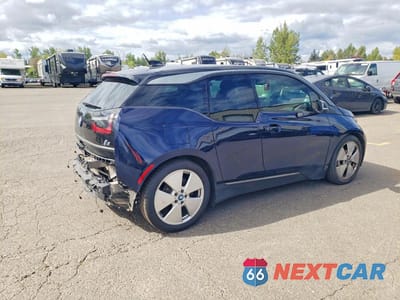 Trzecie zdjęcie samochodu z tyłu: 2018 BMW I3 BEV VIN:WBY7Z2C54JVB88650 - miniatura