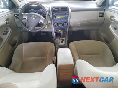 Zdjęcie 8 z 11 samochodu: 2010 TOYOTA COROLLA LE VIN:1NXBU4EE5AZ305475 - miniatura