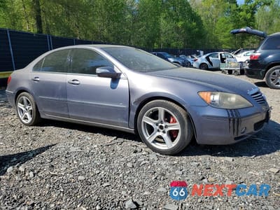 Czwarte zdjęcie samochodu z boku: 2005 ACURA RL VIN:JH4KB16515C003053 - miniatura