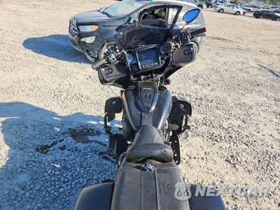 Zdjęcie 6 z 8 samochodu: 2021 INDIAN MOTORCYCLE CO. ROADMASTER DARK HORSE VIN:56KTKDBB2M3398906 - miniatura