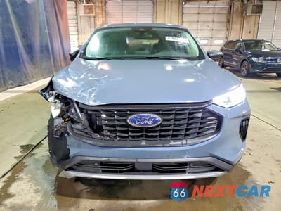 Piąte zdjęcie samochodu w środku: 2023 FORD ESCAPE VIN:1FMCU9FNXPUA22899 - miniatura