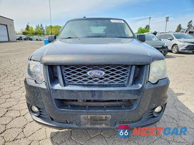 Piąte zdjęcie samochodu w środku: 2009 FORD EXPLORER SPORT TRAC LIMITED VIN:1FMEU23819UA11758 - miniatura