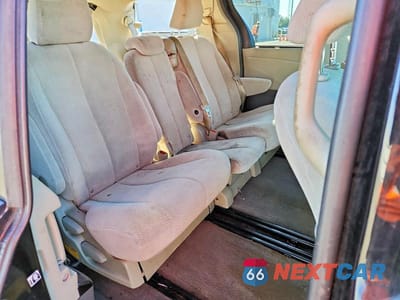 Zdjęcie 11 z 13 samochodu: 2014 TOYOTA SIENNA LE 8-PASSENGER VIN:5TDKK3DC0ES444122 - miniatura