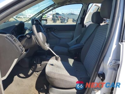 Zdjęcie 7 z 11 samochodu: 2006 FORD FOCUS VIN:1FAFP36N16W254824 - miniatura