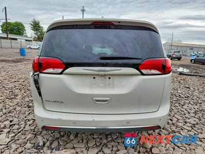 Zdjęcie 6 z 13 samochodu: 2017 CHRYSLER PACIFICA TOURING L VIN:2C4RC1BG6HR739745 - miniatura