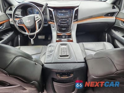 Zdjęcie 8 z 12 samochodu: 2016 CADILLAC ESCALADE LUXURY VIN:1GYS4BKJ2GR227057 - miniatura