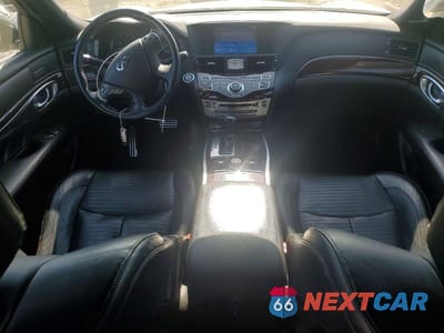 Zdjęcie 8 z 12 samochodu: 2017 INFINITI Q70 3.7 VIN:JN1BY1AP4HM740824 - miniatura