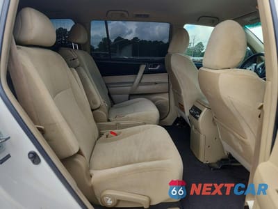 Zdjęcie 11 z 14 samochodu: 2011 TOYOTA HIGHLANDER BASE VIN:5TDZA3EH2BS015328 - miniatura