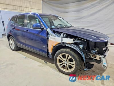 Czwarte zdjęcie samochodu z boku: 2017 BMW X3 XDRIVE35I VIN:5UXWX7C52H0S19946 - miniatura