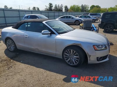 Czwarte zdjęcie samochodu z boku: 2012 AUDI A5 PREMIUM PLUS VIN:WAULFAFH4CN000893 - miniatura