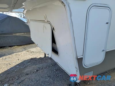 Zdjęcie 7 z 10 samochodu: 2003 KEYSTONE COUGAR CAMPER VIN:4YDF2762032034726 - miniatura