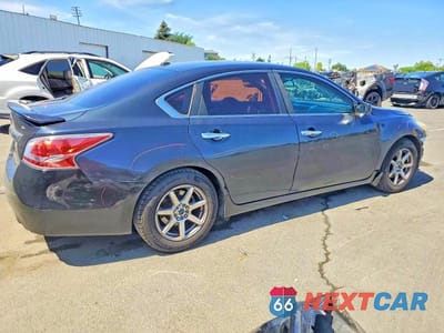 Trzecie zdjęcie samochodu z tyłu: 2015 NISSAN ALTIMA 2.5 S VIN:1N4AL3AP5FC590444 - miniatura