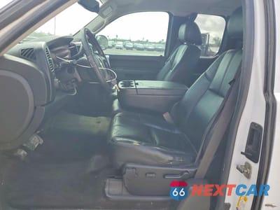 Zdjęcie 7 z 12 samochodu: 2013 CHEVROLET SILVERADO C1500 LT VIN:1GCRCSE03DZ192213 - miniatura