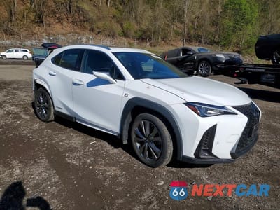 Czwarte zdjęcie samochodu z boku: 2021 LEXUS UX 250H VIN:JTHR9JBH9M2040723 - miniatura