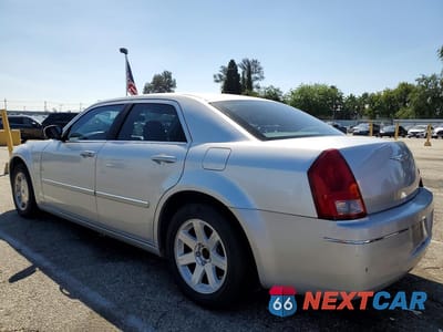 Drugie zdjęcie samochodu z przodu: 2006 CHRYSLER 300 TOURING VIN:2C3KA53G56H116380 - miniatura
