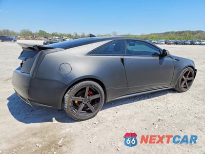 Trzecie zdjęcie samochodu z tyłu: 2011 CADILLAC CTS PREMIUM COLLECTION VIN:1G6DS1ED1B0103236 - miniatura