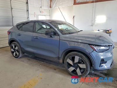 Czwarte zdjęcie samochodu z boku: 2023 VOLVO C40 RECHARGE ULTIMATE VIN:YV4ED3GM2P2028401 - miniatura