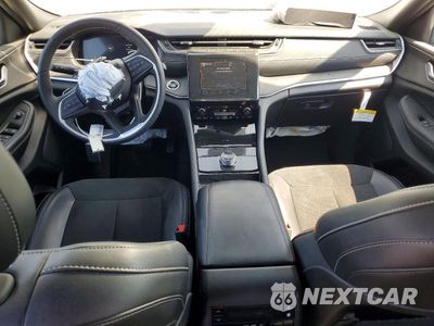 Zdjęcie 8 z 13 samochodu: 2023 JEEP GRAND CHEROKEE L LAREDO VIN:1C4RJKAG0P8842070 - miniatura