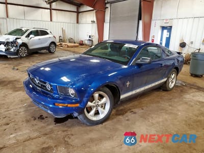 2008 FORD MUSTANG 1ZVHT80N985156361 - główne zdjęcie licytacji z USA - miniatura