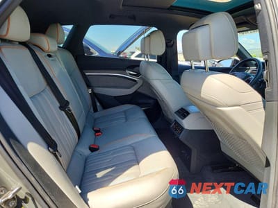 Zdjęcie 11 z 14 samochodu: 2022 AUDI E-TRON CHRONOS VIN:WA1VABGE0NB023137 - miniatura