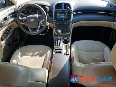 Zdjęcie 8 z 12 samochodu: 2014 CHEVROLET MALIBU 1LT VIN:1G11C5SL4EF133891 - miniatura