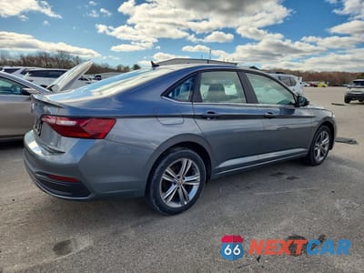 Trzecie zdjęcie samochodu z tyłu: 2024 VOLKSWAGEN JETTA SE VIN:3VWEM7BU8RM035928 - miniatura