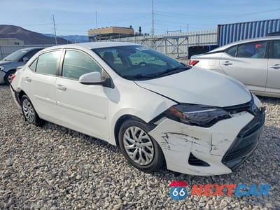 Czwarte zdjęcie samochodu z boku: 2017 TOYOTA COROLLA LE VIN:2T1BURHE5HC813286 - miniatura