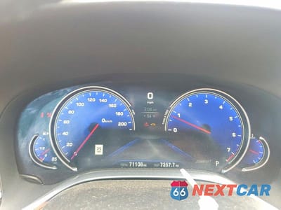 Zdjęcie 9 z 12 samochodu: 2018 BMW 750 XI VIN:WBA7B0C57JG527278 - miniatura