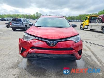 Piąte zdjęcie samochodu w środku: 2017 TOYOTA RAV4 LE VIN:2T3BFREV3HW600003 - miniatura