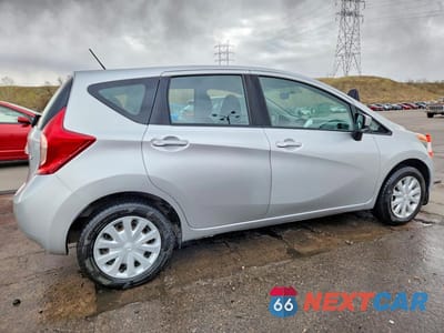Trzecie zdjęcie samochodu z tyłu: 2016 NISSAN VERSA NOTE SV VIN:3N1CE2CP1GL401785 - miniatura