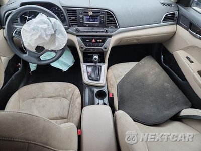 Zdjęcie 8 z 12 samochodu: 2018 HYUNDAI ELANTRA SE VIN:KMHD74LFXJU446103 - miniatura