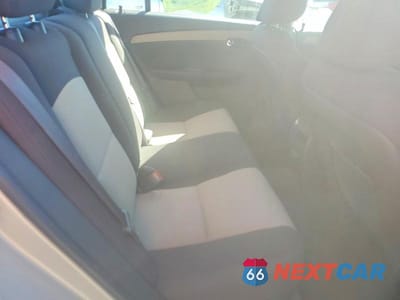 Zdjęcie 10 z 12 samochodu: 2010 CHEVROLET MALIBU 1LT VIN:1G1ZC5EB4AF218102 - miniatura