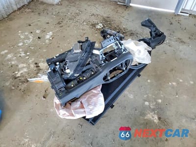 Zdjęcie 13 z 14 samochodu: 2015 LAND ROVER RANGE ROVER SUPERCHARGED VIN:SALGS2TFXFA204059 - miniatura