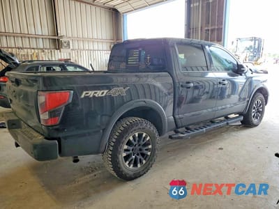 Trzecie zdjęcie samochodu z tyłu: 2021 NISSAN TITAN PRO-4X VIN:1N6AA1ED3MN510108 - miniatura